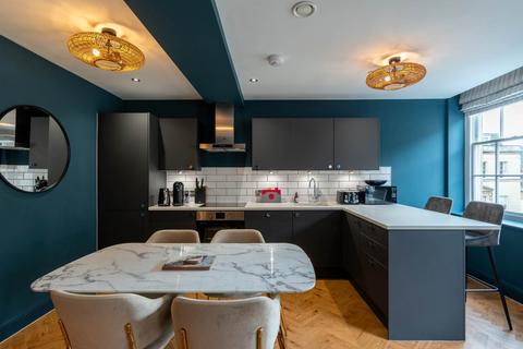 2 bedroom apartment to rent, Arlington House, Bath