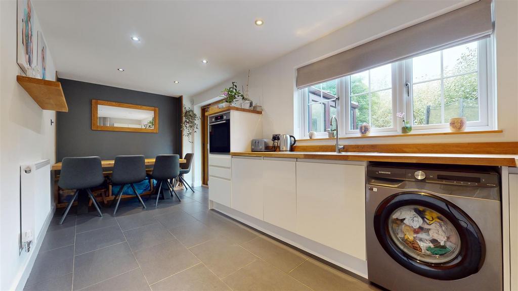 Wolston Meadow, Middleton, Milton Keynes 5 bed detached house for sale