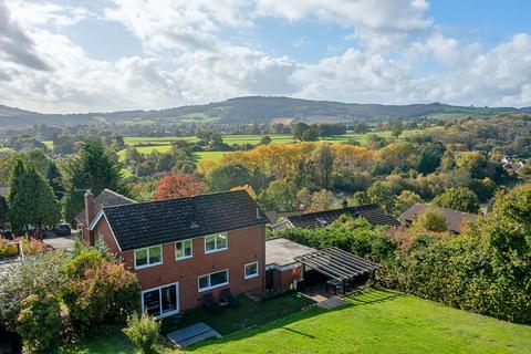 15 Cornford Close, Osbaston, Monmouth, NP25 3NT