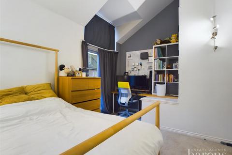 48 Mailing Way, Basingstoke, RG24 9TH