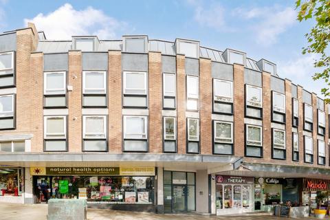 2 bedroom flat for sale, The Broadway, Stanmore HA7