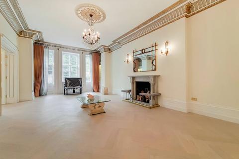 3 bedroom flat to rent, Albert Hall Mansions, Knightsbridge, London, SW7