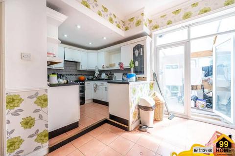 3 bedroom semi-detached house for sale, Rectory Road, London, E12