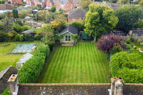 4 bedroom detached house for sale, Winchester Road, Andover, SP10