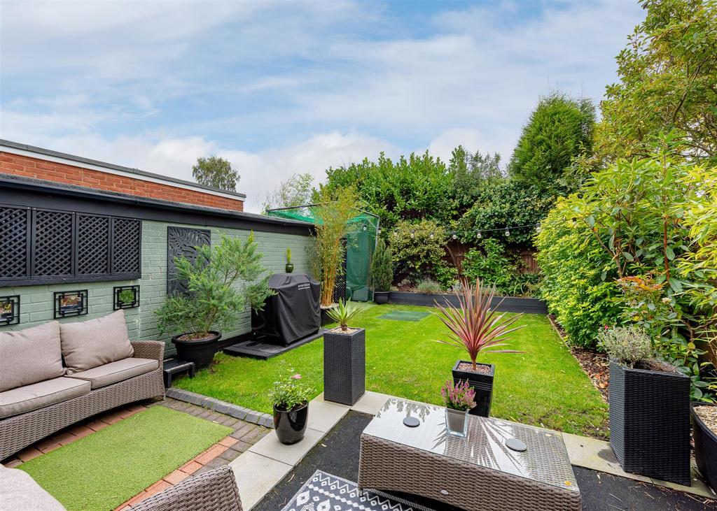 10 Linley Grove-External 3.jpg