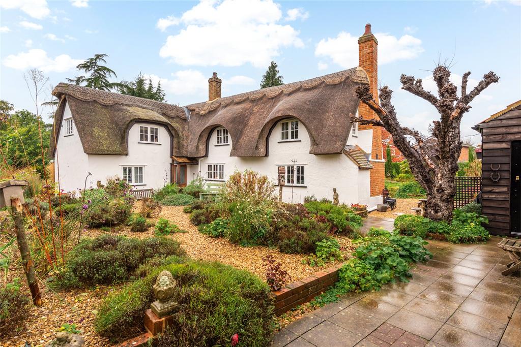Northwood End Road, Haynes... 3 bed detached house for sale £995,000