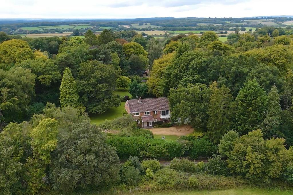 Priorswood, Compton, Guildford... 4 bed detached house for sale £