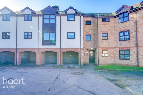 2 bedroom apartment for sale, Hamilton Court, Templemead, Witham