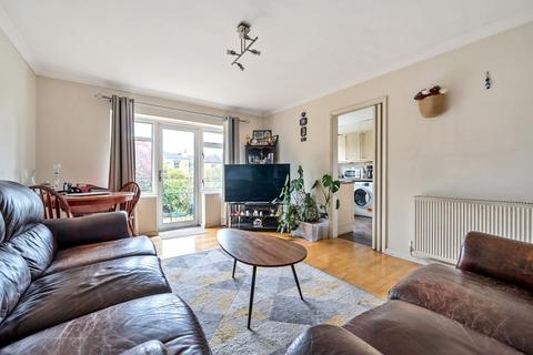 2 bedroom maisonette for sale, Woodville Road, Barnet, EN5