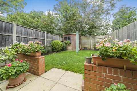 2 Risley Close, Morden, SM4 5DS