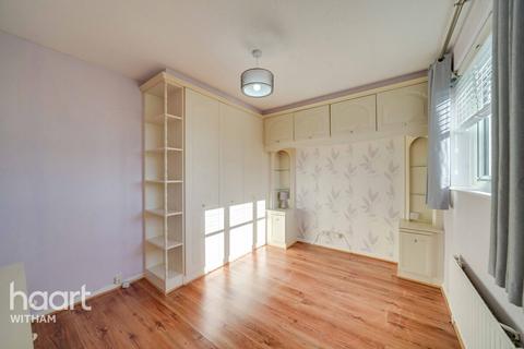 38 Cherry Orchard, Southminster, CM0 7HE