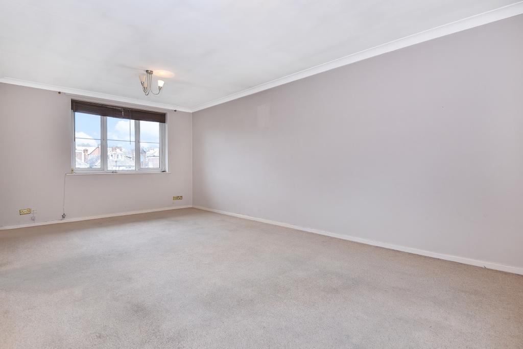 Alwyne Road Wimbledon SW19 2 bed flat to rent £2,000 pcm (£462 pw)