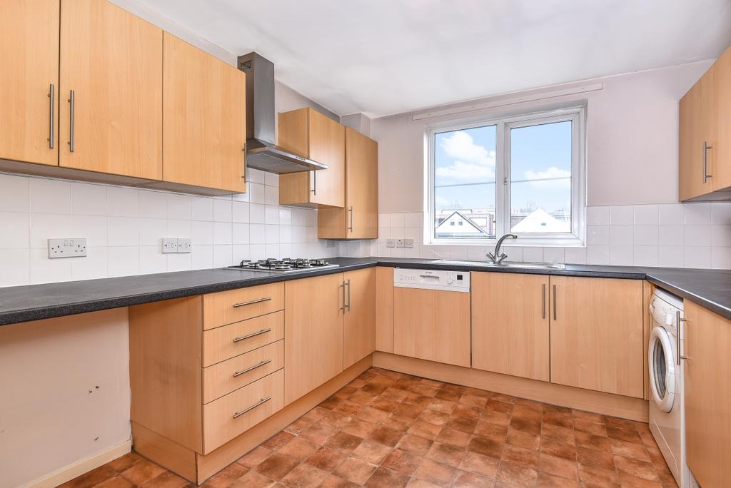 Alwyne Road Wimbledon SW19 2 bed flat to rent £2,000 pcm (£462 pw)