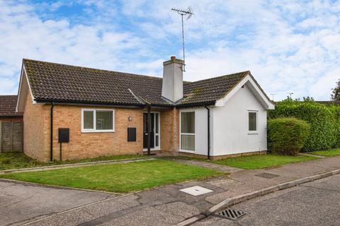 2 bedroom detached bungalow for sale, Woodfield Way, Hatfield Peverel