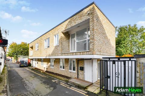 2 bedroom end of terrace house for sale, Lambert Way, London N12