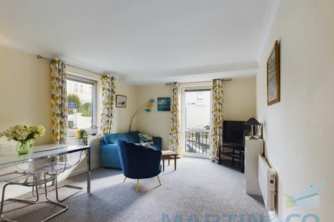 1 bedroom flat for sale, Clarendon Road, Brighton