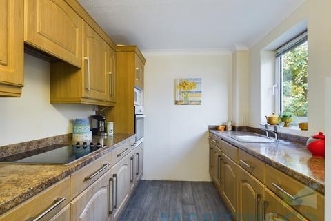 1 bedroom flat for sale, Clarendon Road, Brighton