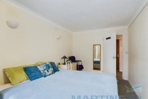 1 bedroom flat for sale, Clarendon Road, Brighton