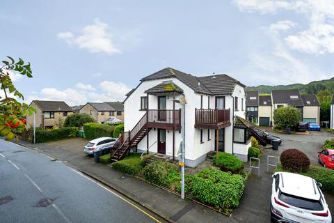 2 bedroom flat for sale, 6 Howe Bank Close, Kendal, Cumbria, LA9 7PU