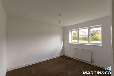 2 bedroom flat to rent, Arosa Drive, Harborne, B17