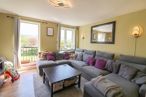 29 Blackshaw Road, Glossop, SK13 7SN