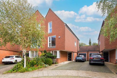 Spa Crescent, Tunbridge Wells