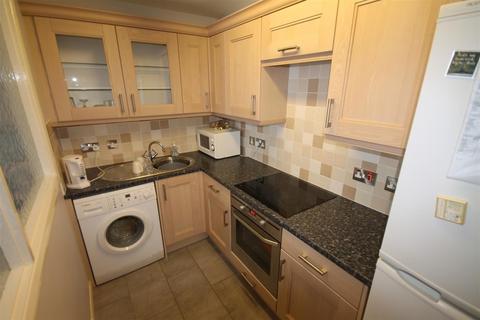 1 bedroom flat to rent, Poole, Dorset