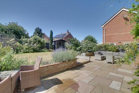 4 bedroom detached house for sale, Larham Way, Chatteris