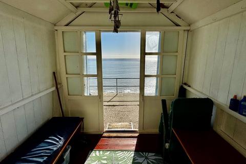 Chalet for sale, Felixstowe IP11