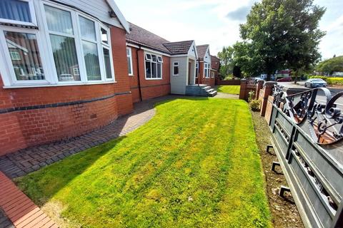 6 bedroom detached bungalow for sale, Boardman Road, Crumpsall, M8