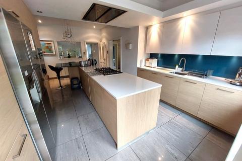 4 Boardman Road, Manchester, M8 4WJ