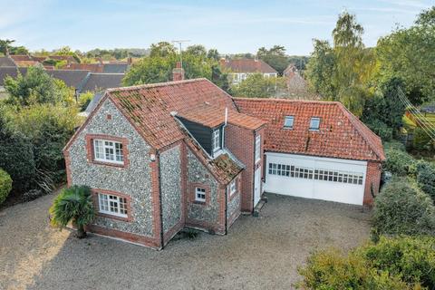 5 bedroom detached house for sale, Blakeney