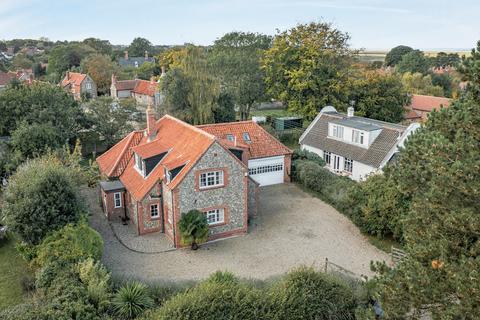 5 bedroom detached house for sale, Blakeney