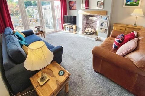 25 Hollyfield Road, Sutton Coldfield, B75 7SN