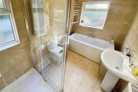 25 Hollyfield Road, Sutton Coldfield, B75 7SN