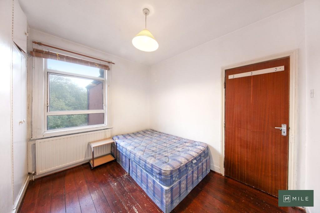 Top floor flat, 4 Cobbold Road   Uq S1 Eo KKFo0uq AS90