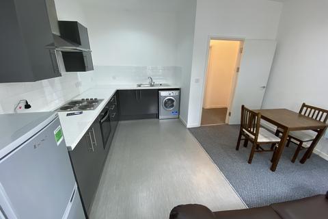 1 bedroom flat to rent, Llanbleddian Gardens, Cathays,