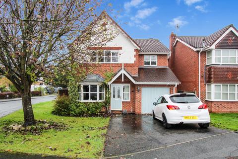 4 bedroom detached house for sale, Fontwell Close, Llwyn Onn Park