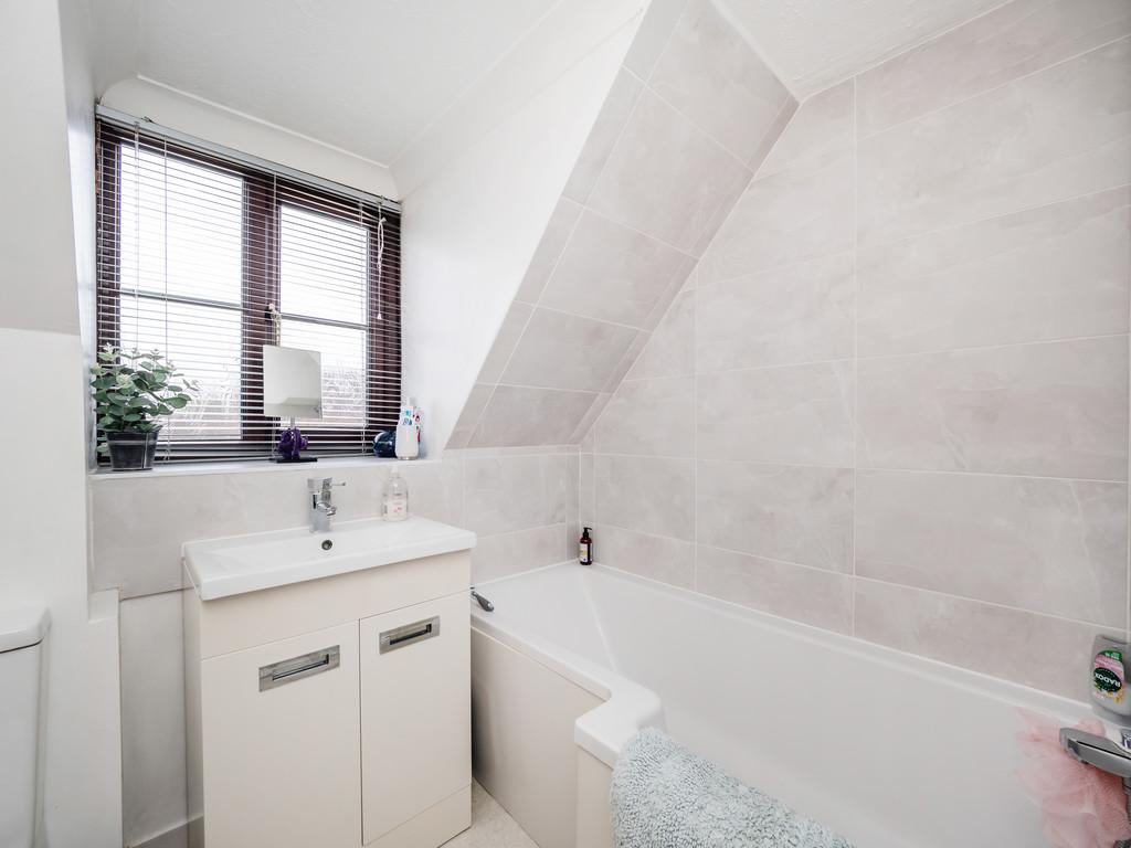 73a Fakenham Road-46