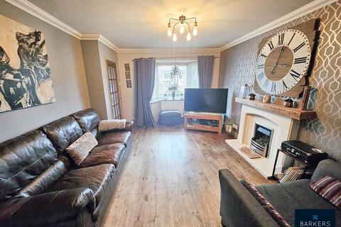 4 bedroom detached house for sale, Shirley Avenue, Gomersal