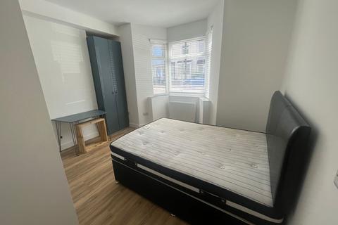 6 bedroom house share to rent, Rhyddings Terrace, Brynmill