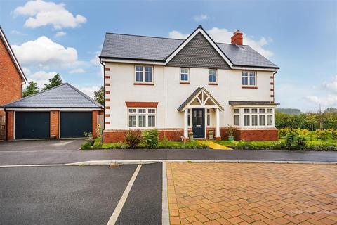 5 bedroom detached house for sale, Vulcan Drive, Upavon, Pewsey