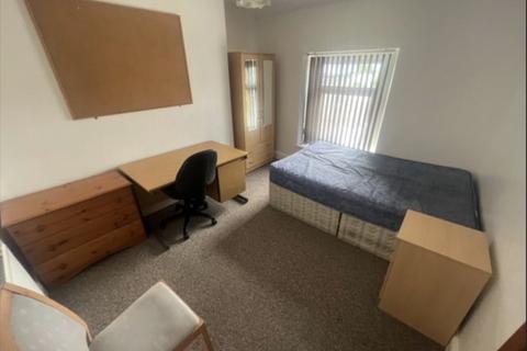 3 bedroom house share to rent, Victoria Terrace, Swansea