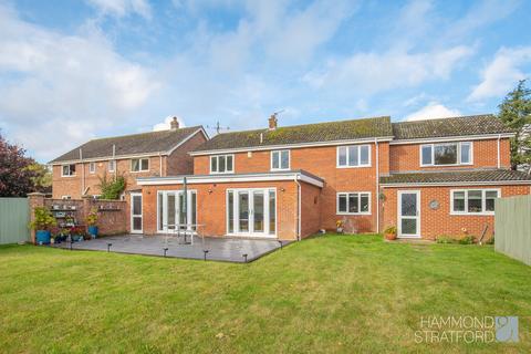 5 bedroom detached house for sale, Station Road, Eccles