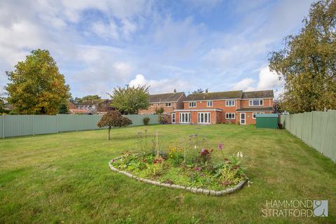 5 bedroom detached house for sale, Station Road, Eccles