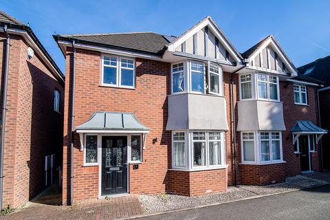 7 Deer Park Road, Birmingham, B16 0LX