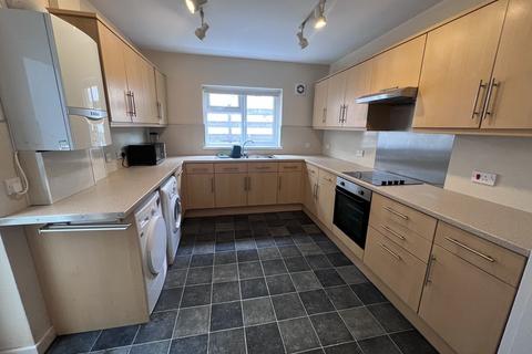 5 bedroom house share to rent, Rhyddings Park Road, Brynmill, Swansea