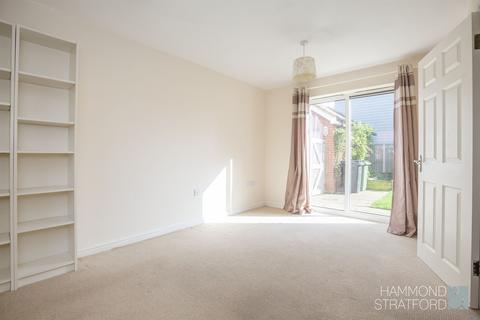 12 Clematis Way, Wymondham, NR18 0FX