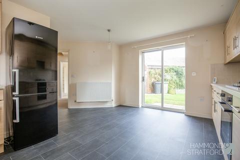 12 Clematis Way, Wymondham, NR18 0FX