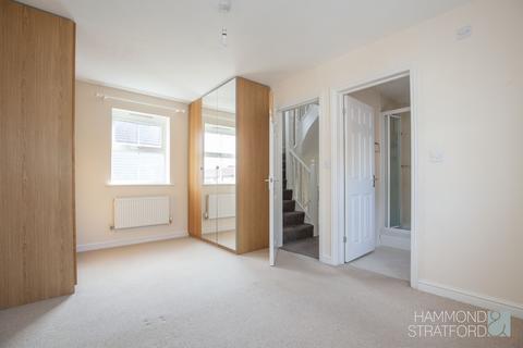 12 Clematis Way, Wymondham, NR18 0FX